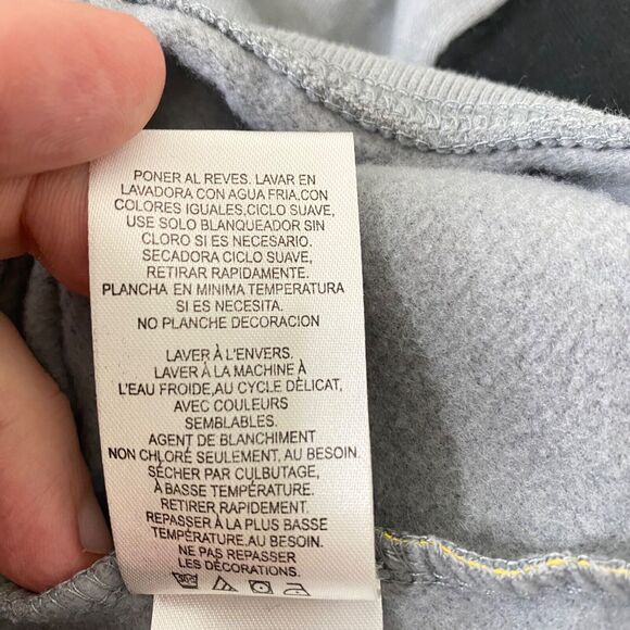 Boys Size 4 to 5 Batman Hoodie With Cape DC Comics Grey and Yellow Long Sleeve - Picture 10 of 11